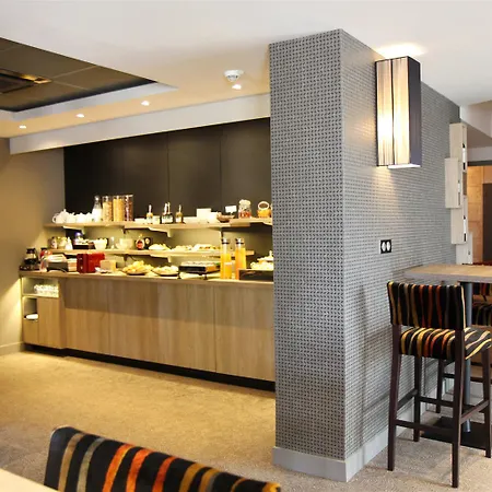 Hotel Western Gare Saint-jean 4*