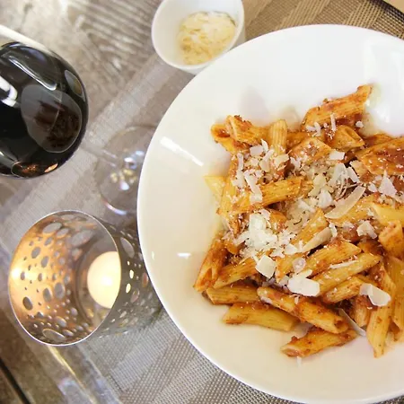 Hotel Western Gare Saint-jean 4*