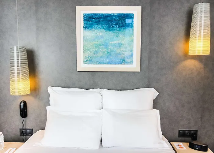 Western Gare Saint-jean Hotel 4*