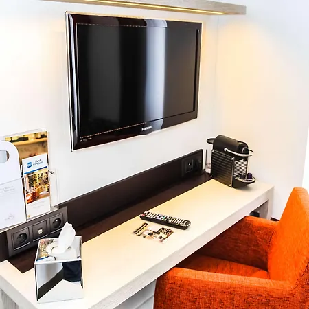 Western Gare Saint-jean 4*