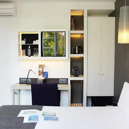 Hotel Western Gare Saint-jean 4*